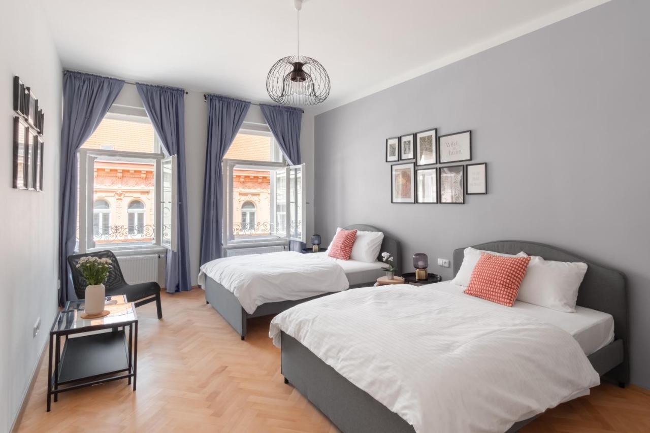 Days - Modern Apts - Fast Wifi - Netflix - 7 Min Wenceslas Sq Апартаменты Прага