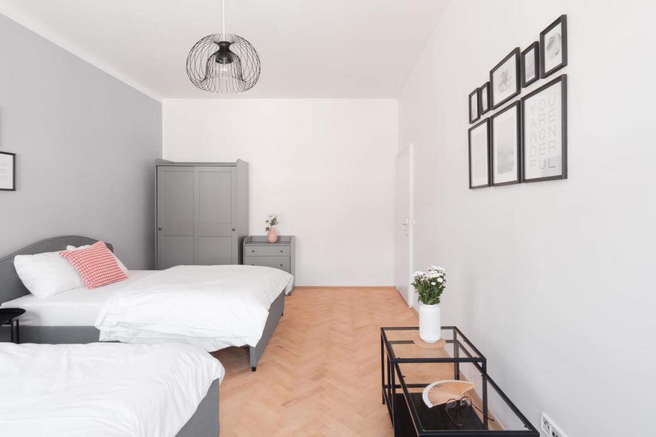 Days - Modern Apts - Fast Wifi - Netflix - 7 Min Wenceslas Sq * Прага