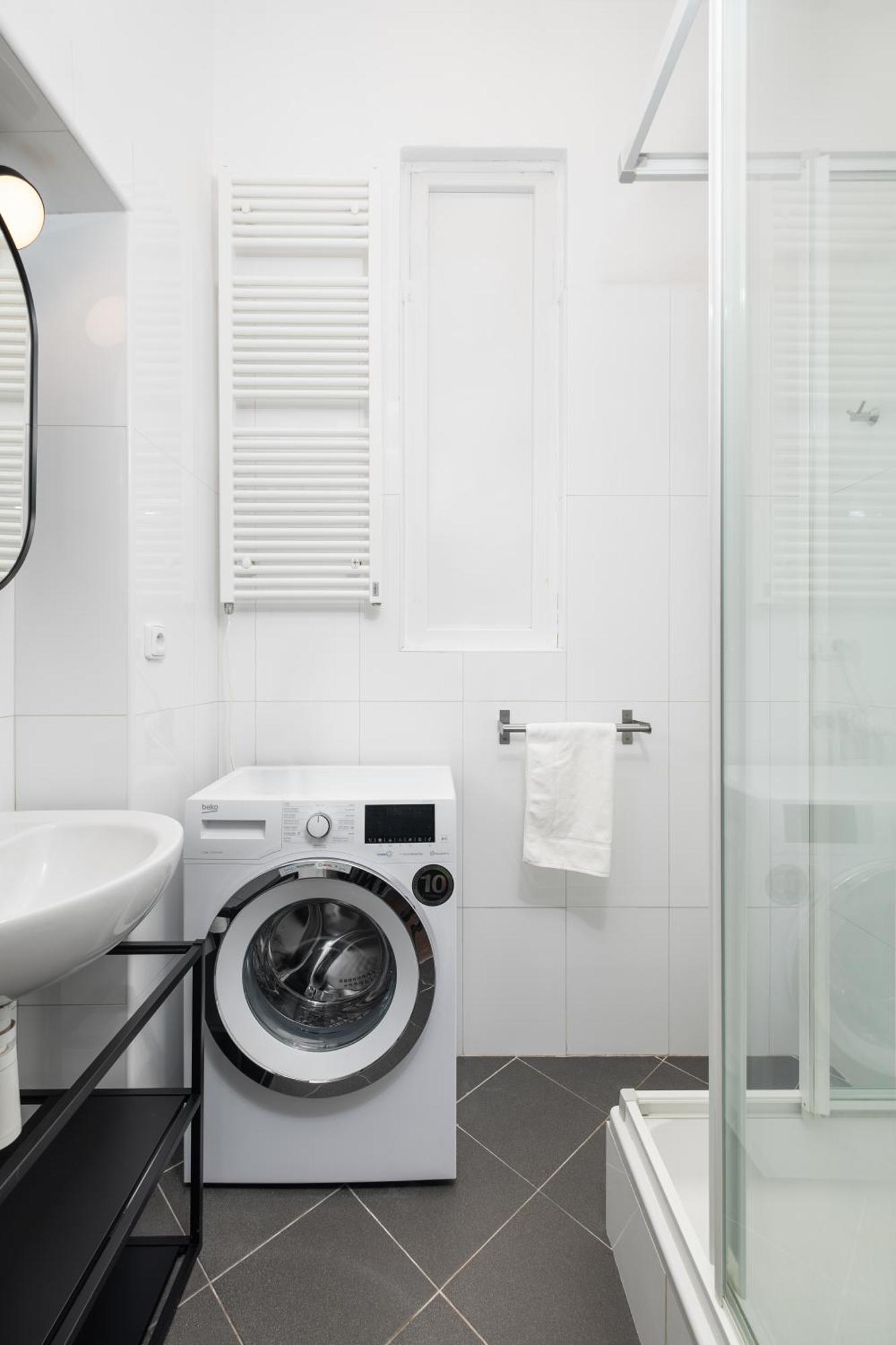 Days - Modern Apts - Fast Wifi - Netflix - 7 Min Wenceslas Sq Апартаменты Прага