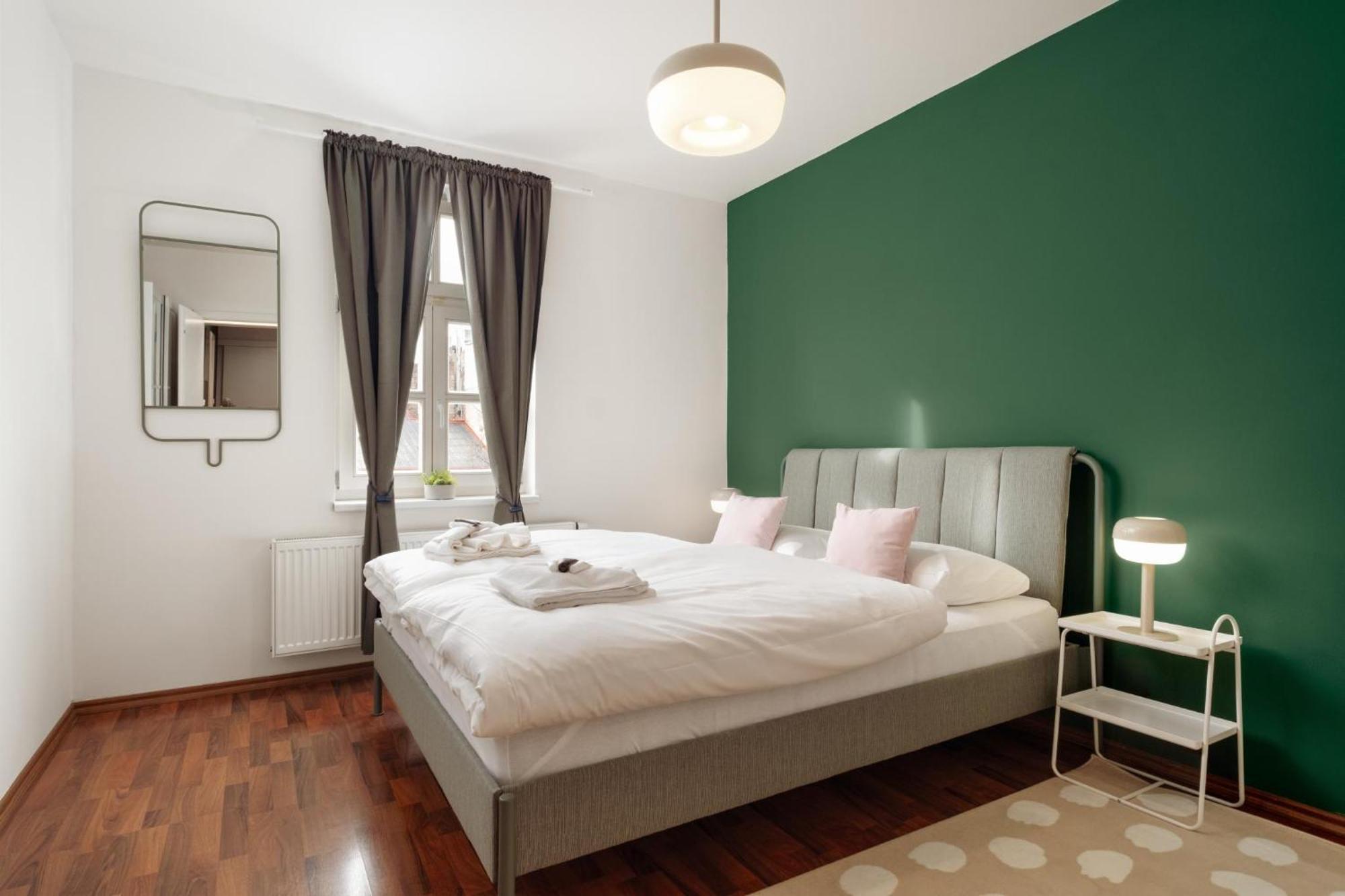 Days - Modern Apts - Fast Wifi - Netflix - 7 Min Wenceslas Sq Апартаменты