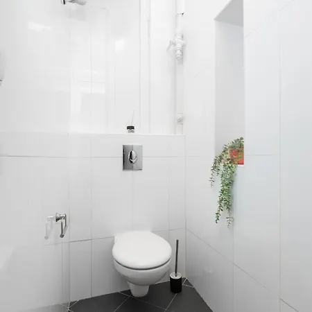 Prague Days - Modern Apts - Fast Wifi - Netflix - 7 Min Wenceslas Sq Esterno foto