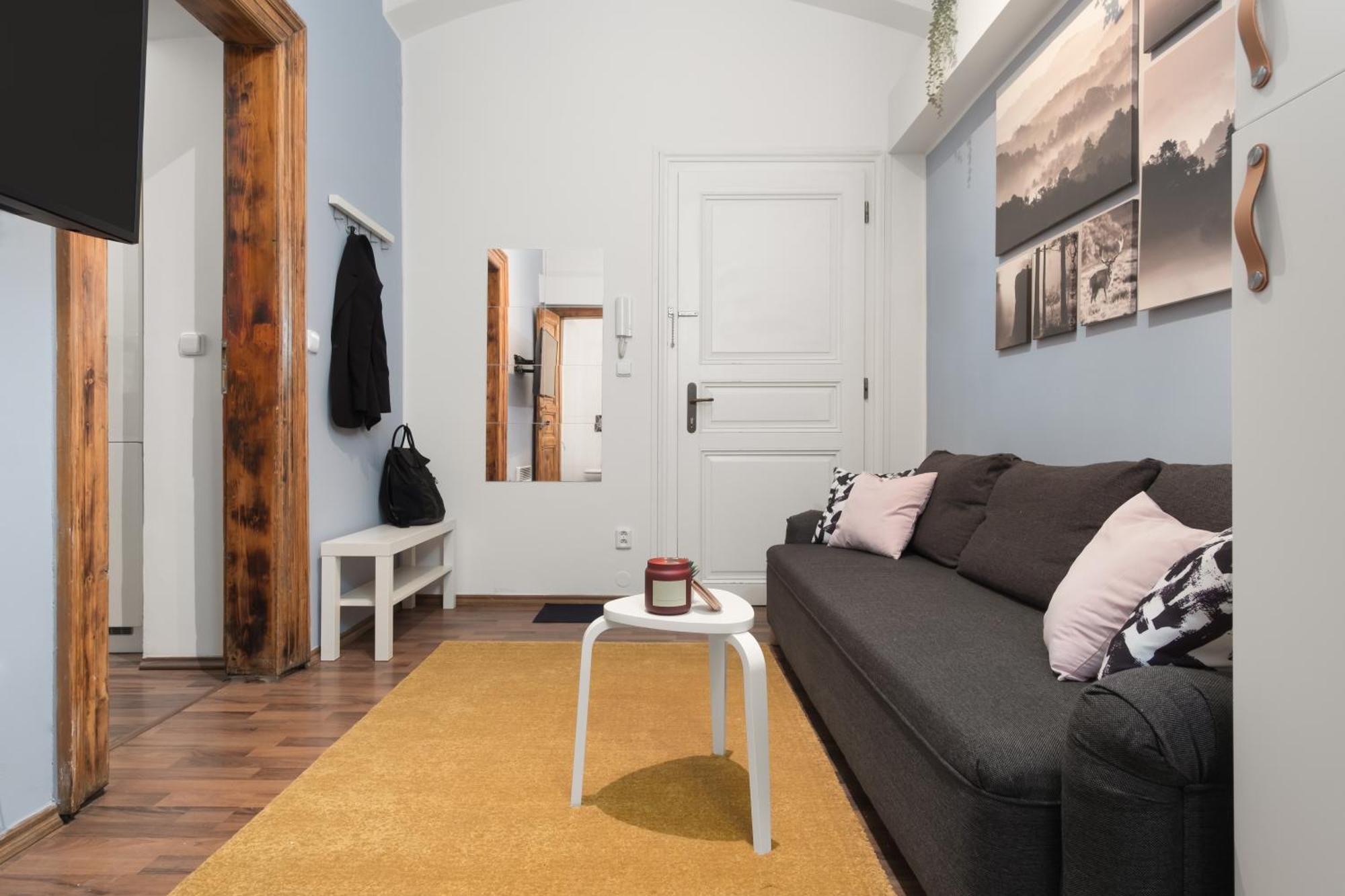 Apartment Next To Wenceslas Square By Days