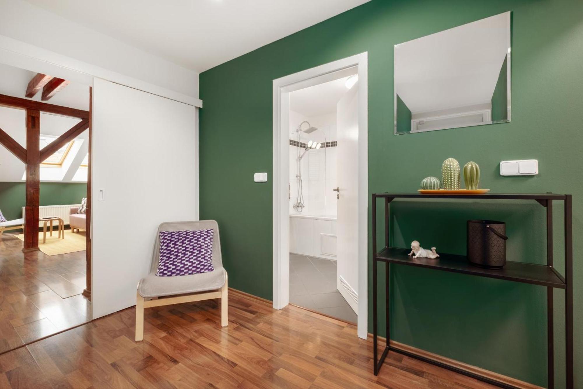 Days - Modern Apts - Fast Wifi - Netflix - 7 Min Wenceslas Sq Praga